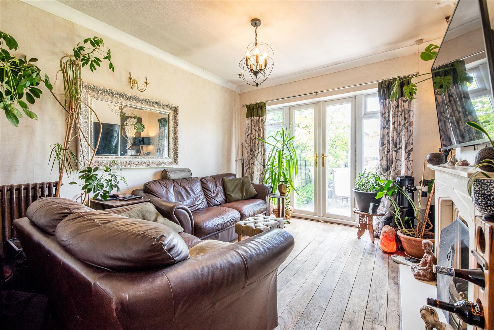3 bed property in Newlands Drive, Bolton